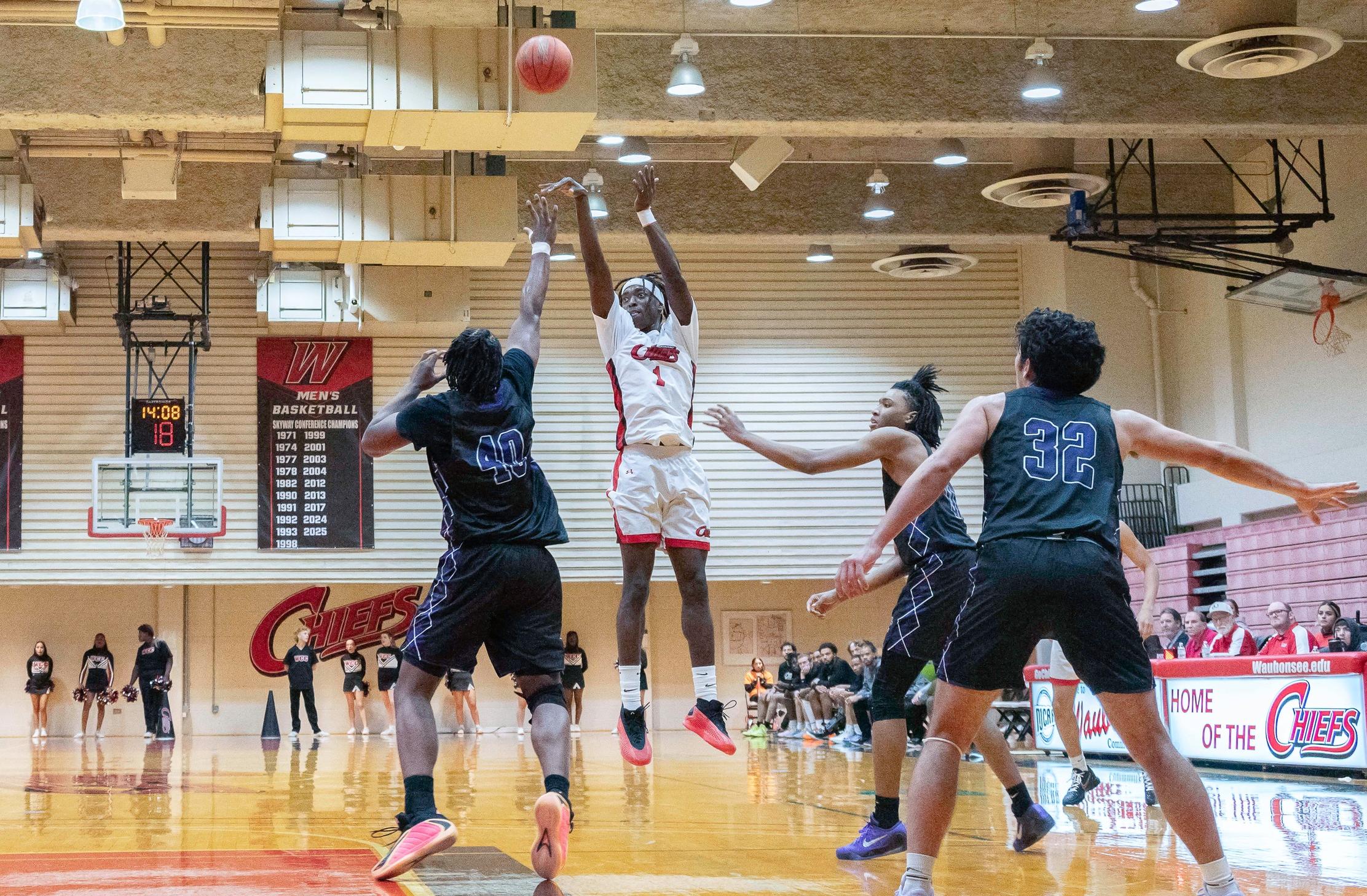 Chiefs take over first in ISCC standings