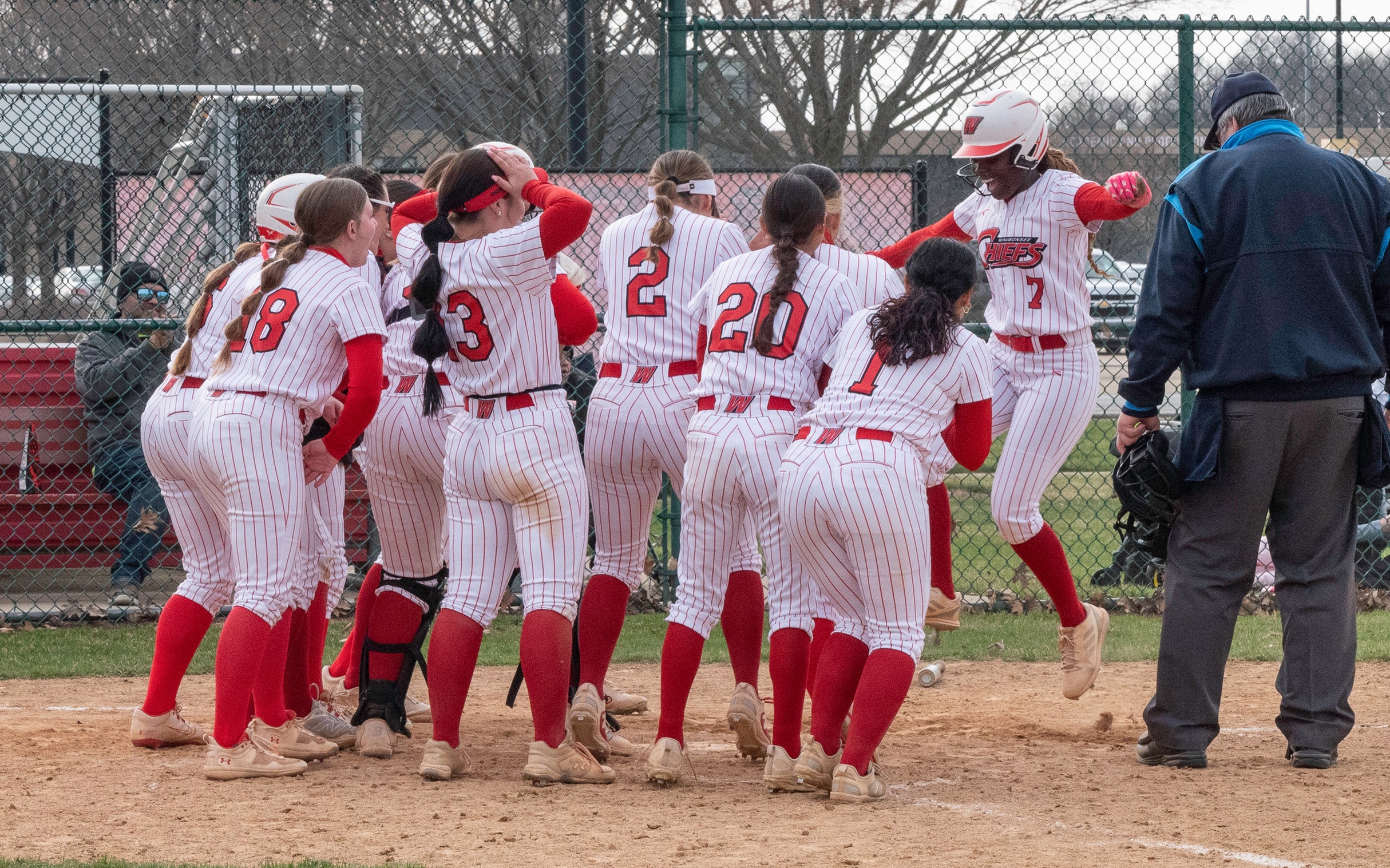 Chiefs open ISCC with sweep of Morton