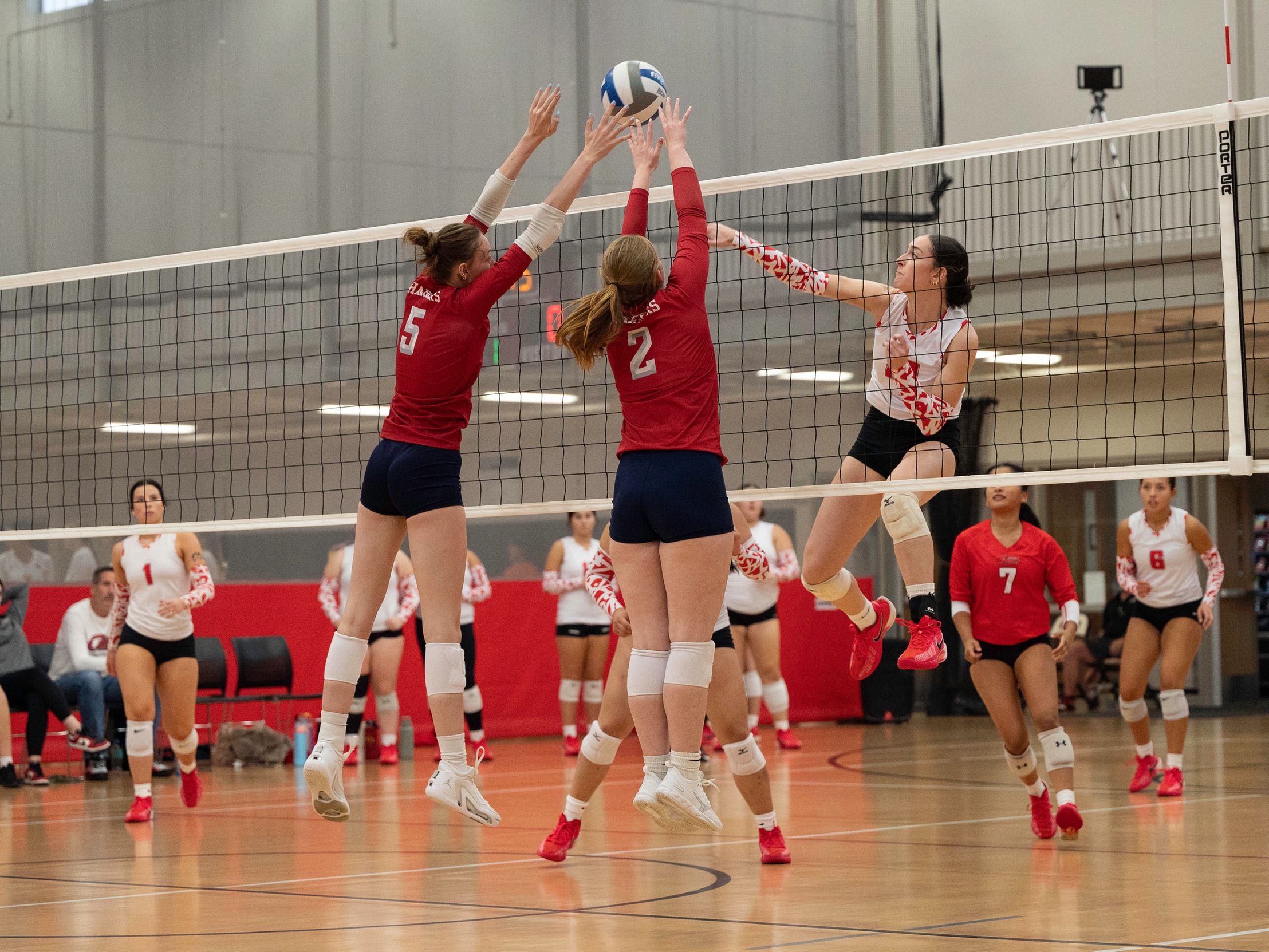 McNally, Chiefs edge IVCC in 5-set thriller